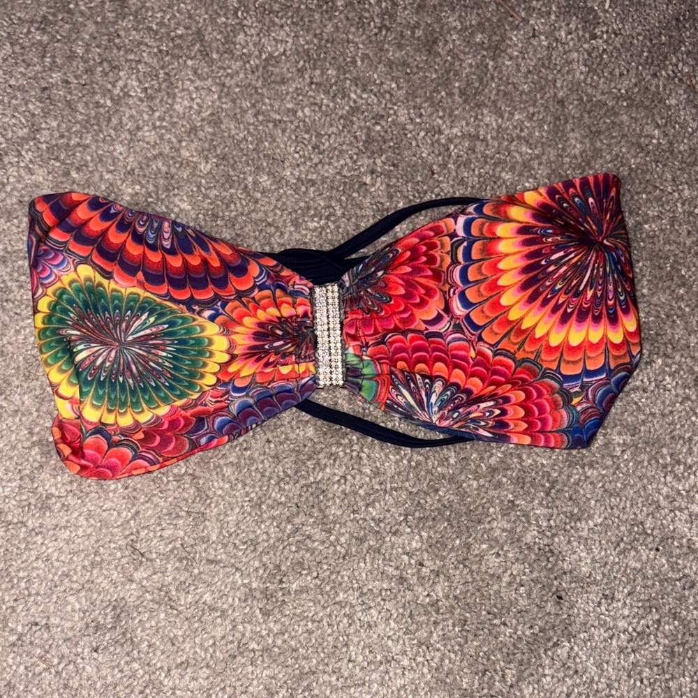 Beach Babe Vibrant Multicolor Tie dye Women's Bikini Top size Medium